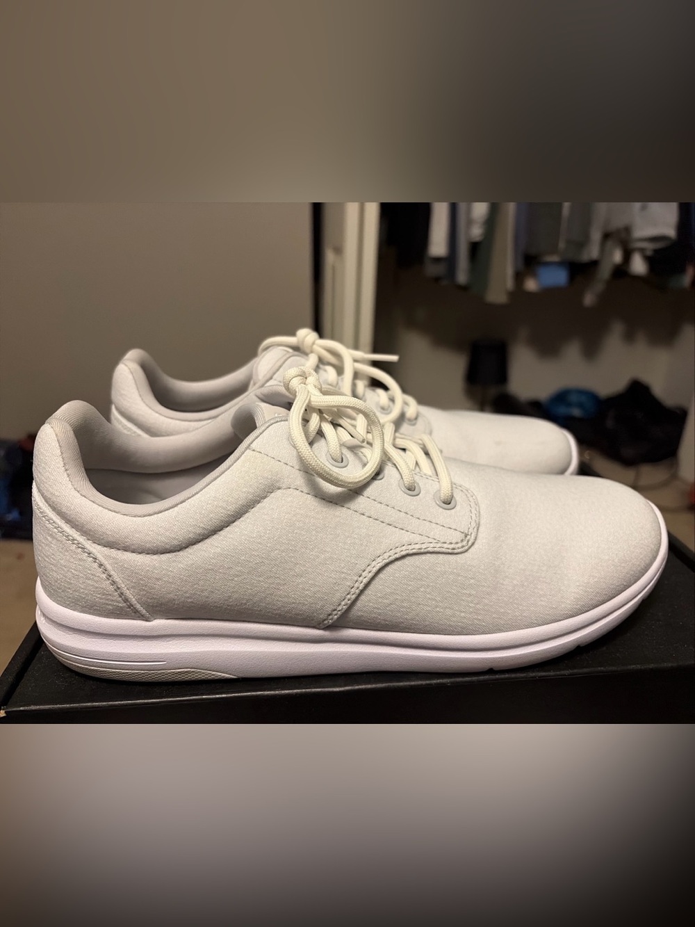 Men’s Travis Mathew The Daily Woven 2 size 10.5